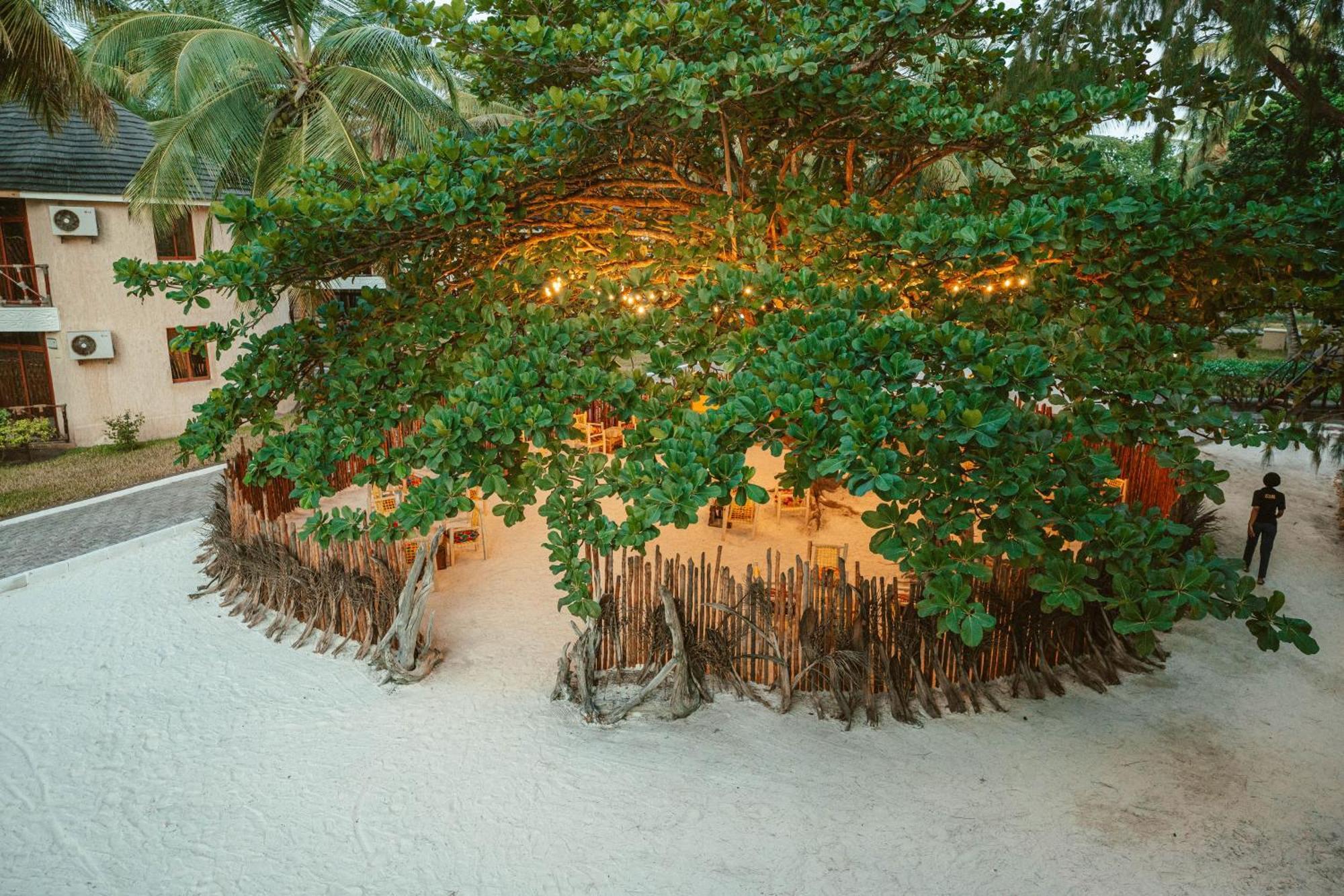 Sansi Kae Beach Resort Michamvi Kae Exterior photo